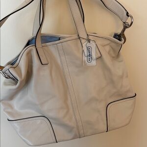 Coach Beige Leather Shoulder Bag